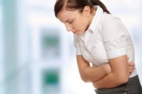 El estreñimiento en una mujer es un síntoma de la presencia de parásitos.